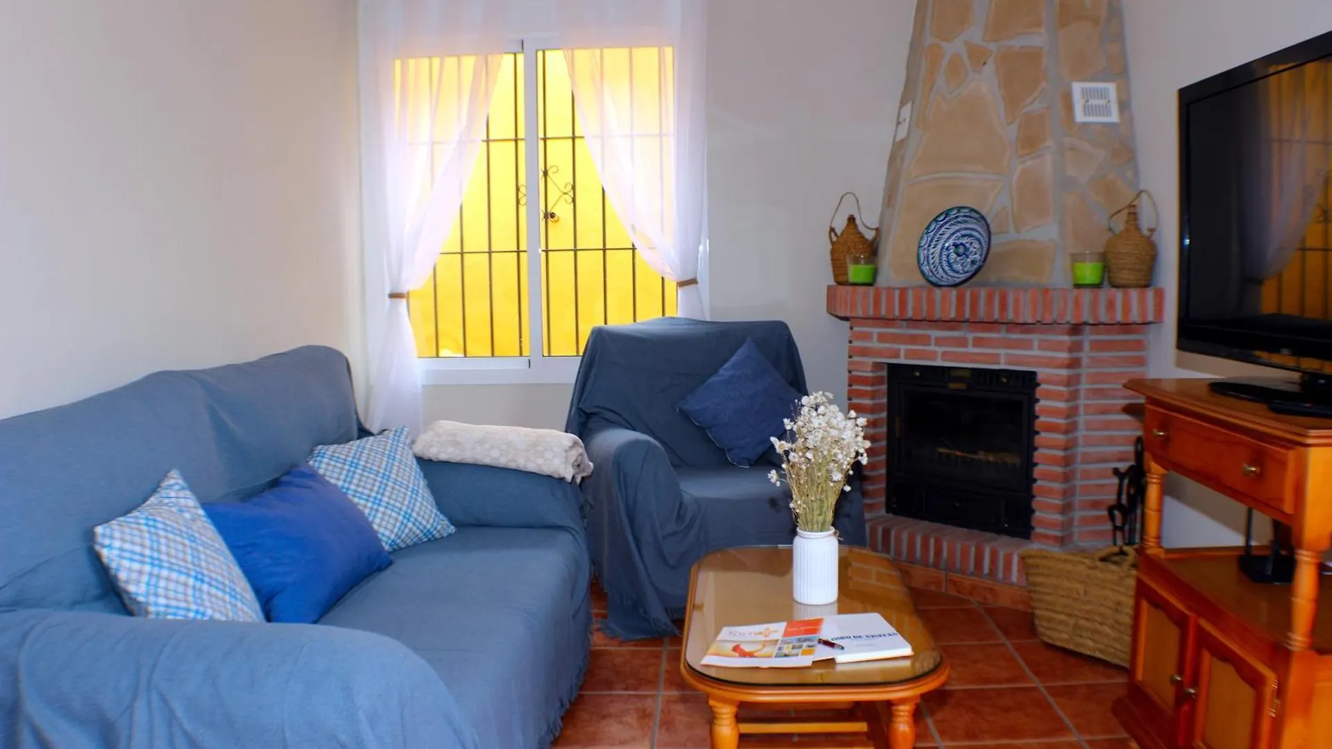 El Ranchito, Playa A 10 Min, Piscina, Bbq, Chimenea, Vistas, Terraza, Aparcamiento Villa Torrox 0*,