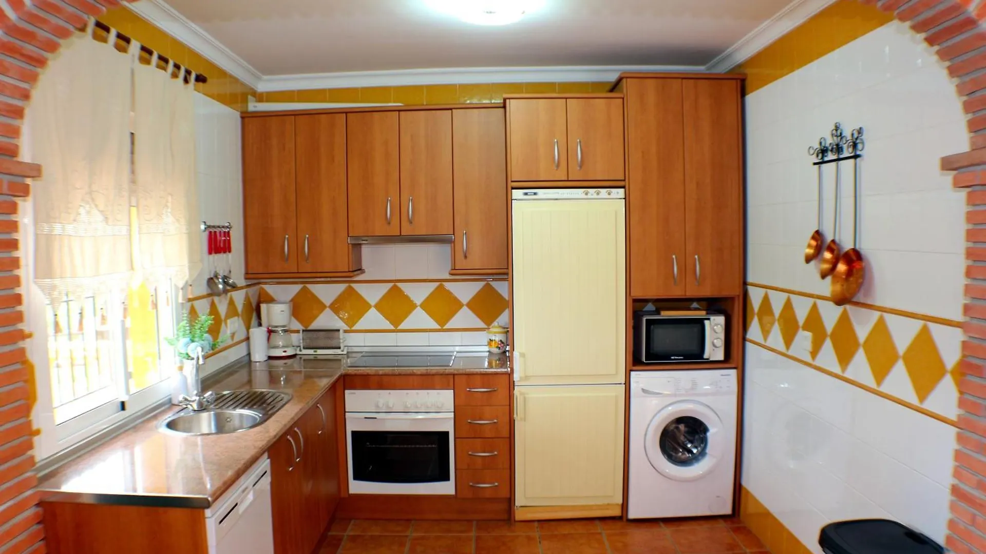 El Ranchito, Playa A 10 Min, Piscina, Bbq, Chimenea, Vistas, Terraza, Aparcamiento Villa Torrox Holiday home
